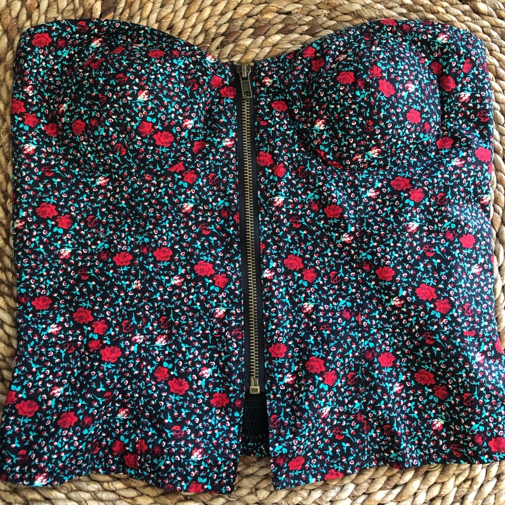 Corset style zip front top